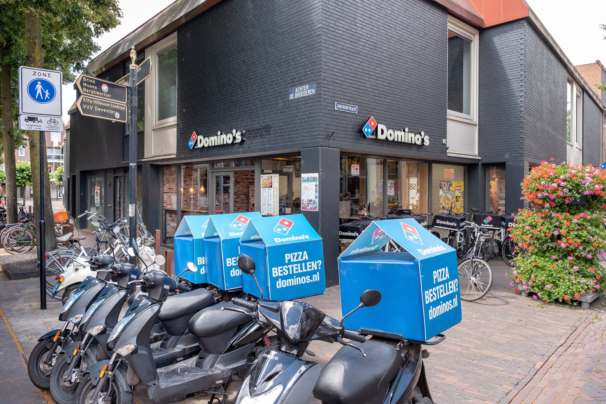 Domino's en meer restaurants in Deventer vind je bij Shoppen in Deventer