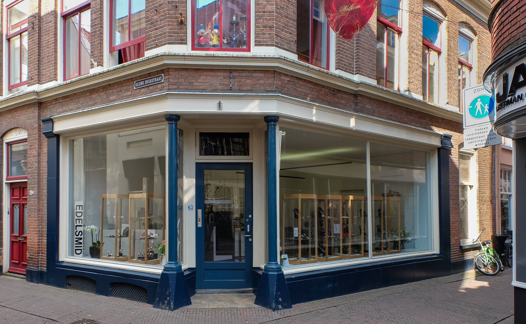 Edelsmederij Facet en meer winkels vind je bij Shoppen in Deventer