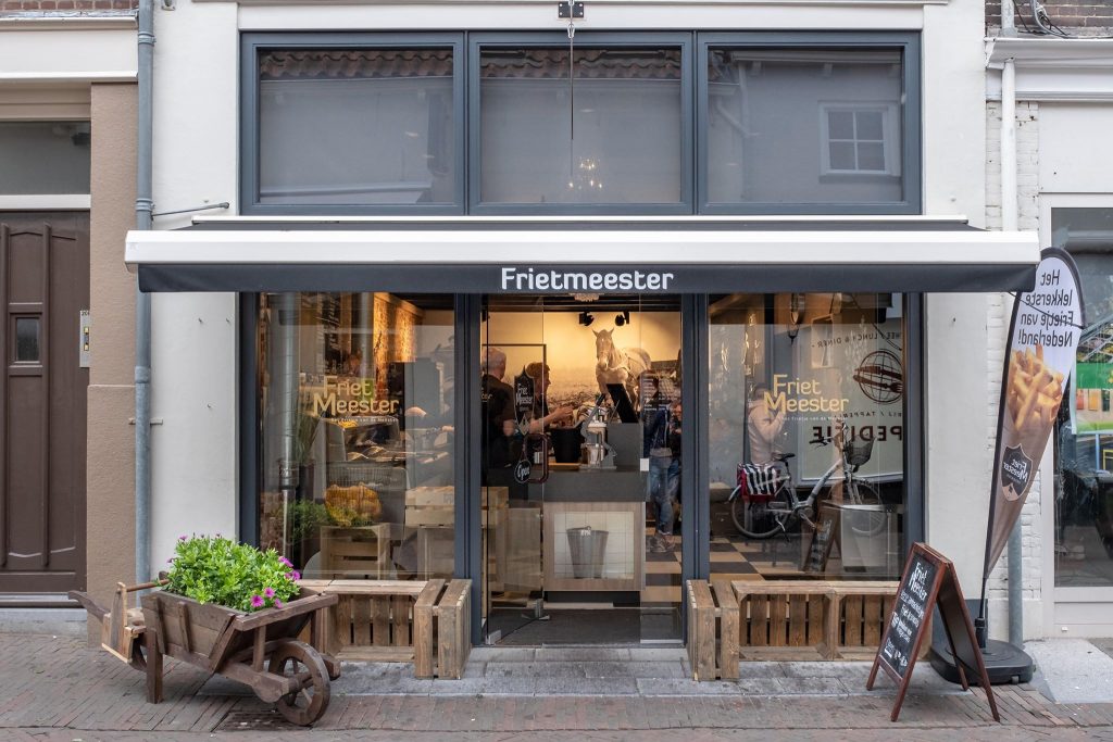 De Frietmeester en meer snackbars in Deventer vind je bij Shoppen in Deventer