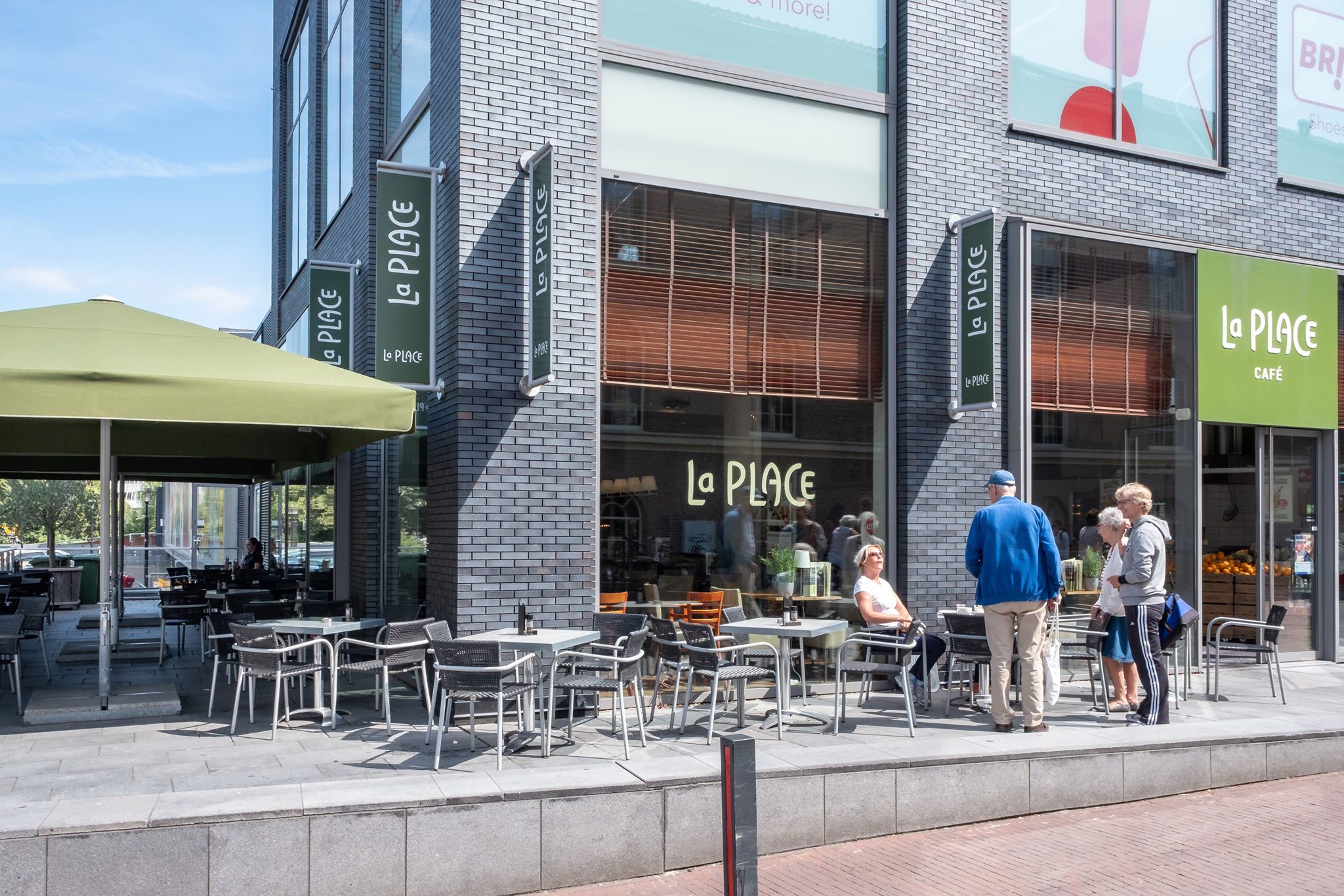 La Place en meer lunchrooms in Deventer vind je bij Shoppen in Deventer