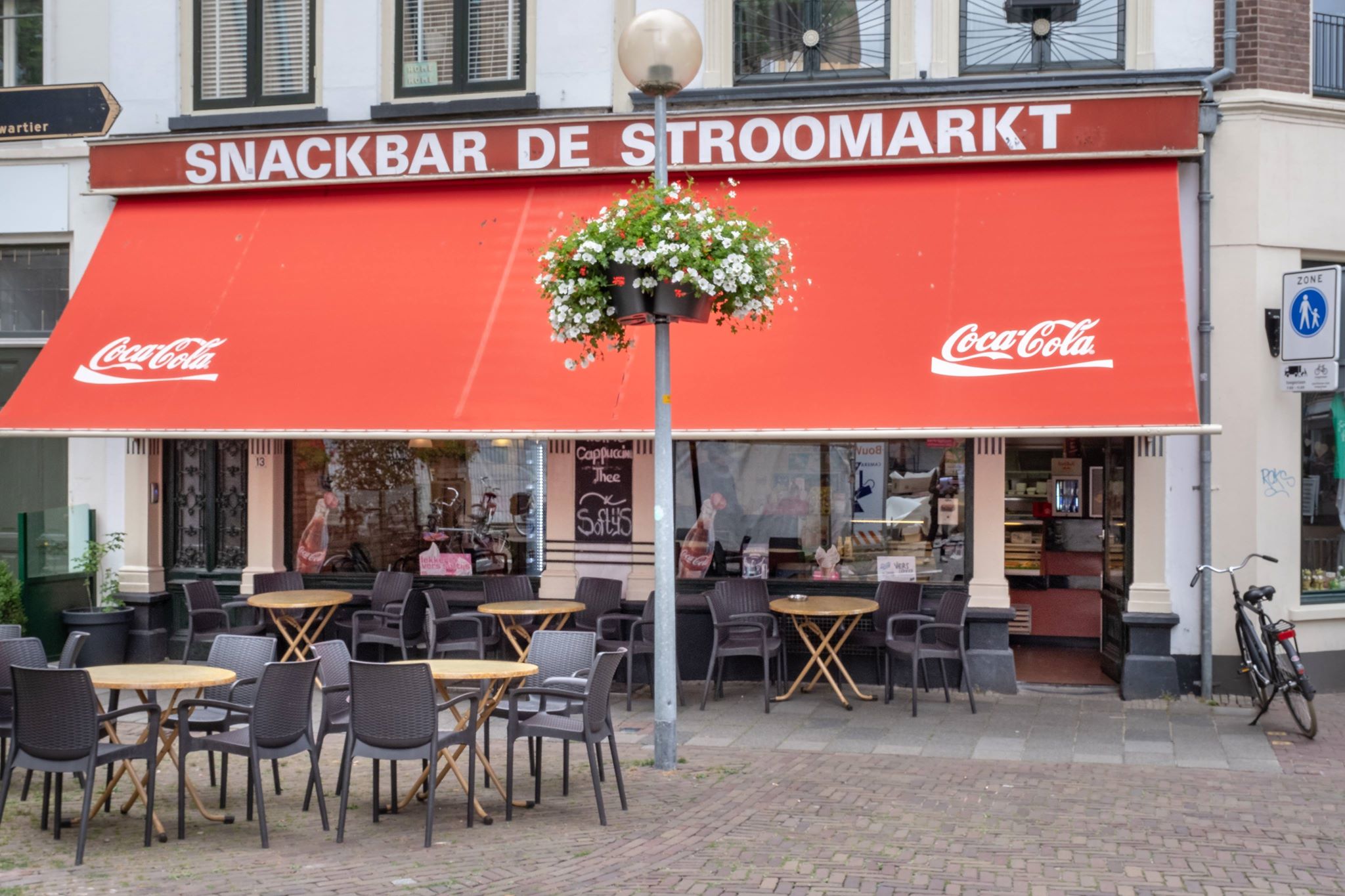Snackbar de Stroomarkt en meer snackbars in Deventer vind je bij Shoppen in Deventer